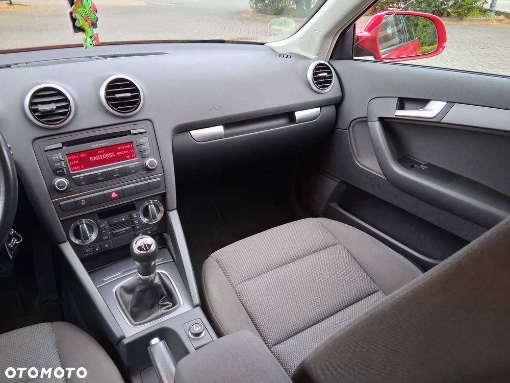Audi A3 Sportback 1.6 Attraction - 23