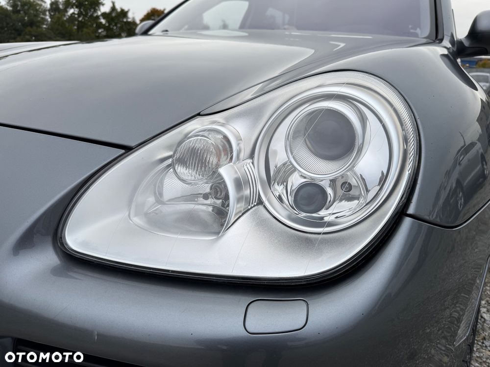 Porsche Cayenne S Tiptronic - 10