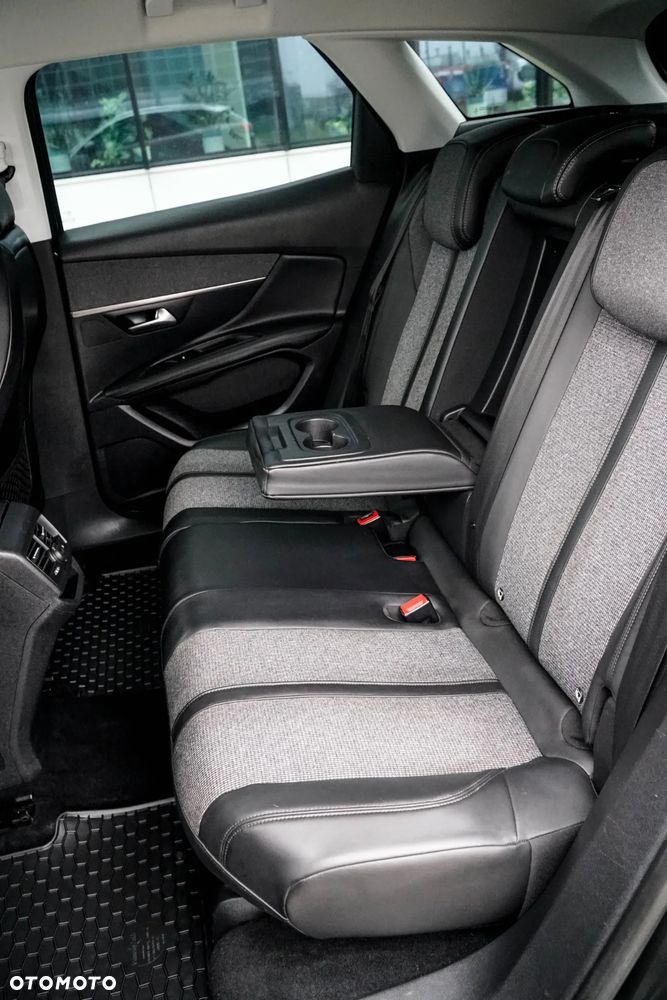 Peugeot 3008 BlueHDi 120 Stop & Start Style - 24