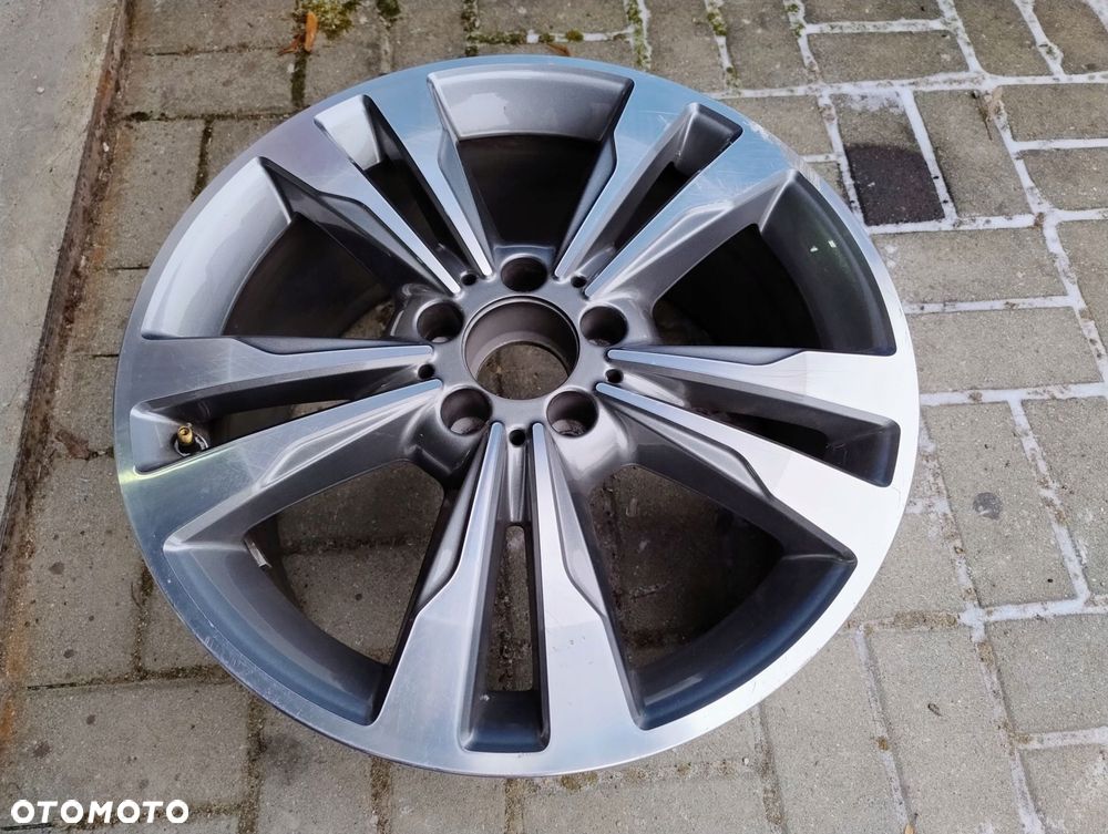 felga 8.5j 18 et48 mercedes w212 a2124015702 - 2