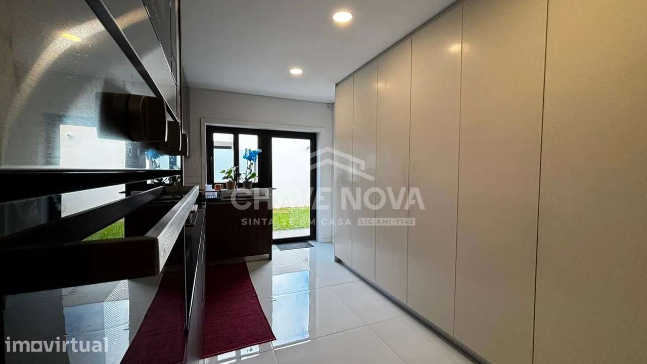 Excelente Apartamento Moradia T3 em São Romão do Coronado, Maia - Grande imagem: 3/21
