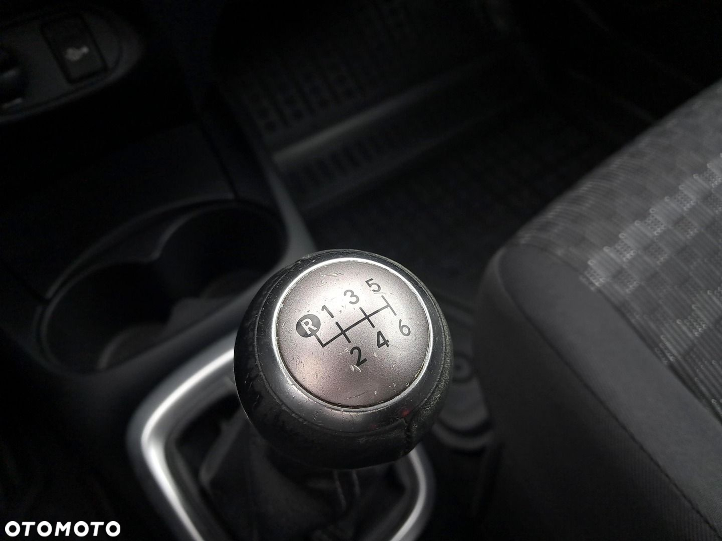 Toyota Yaris - 21