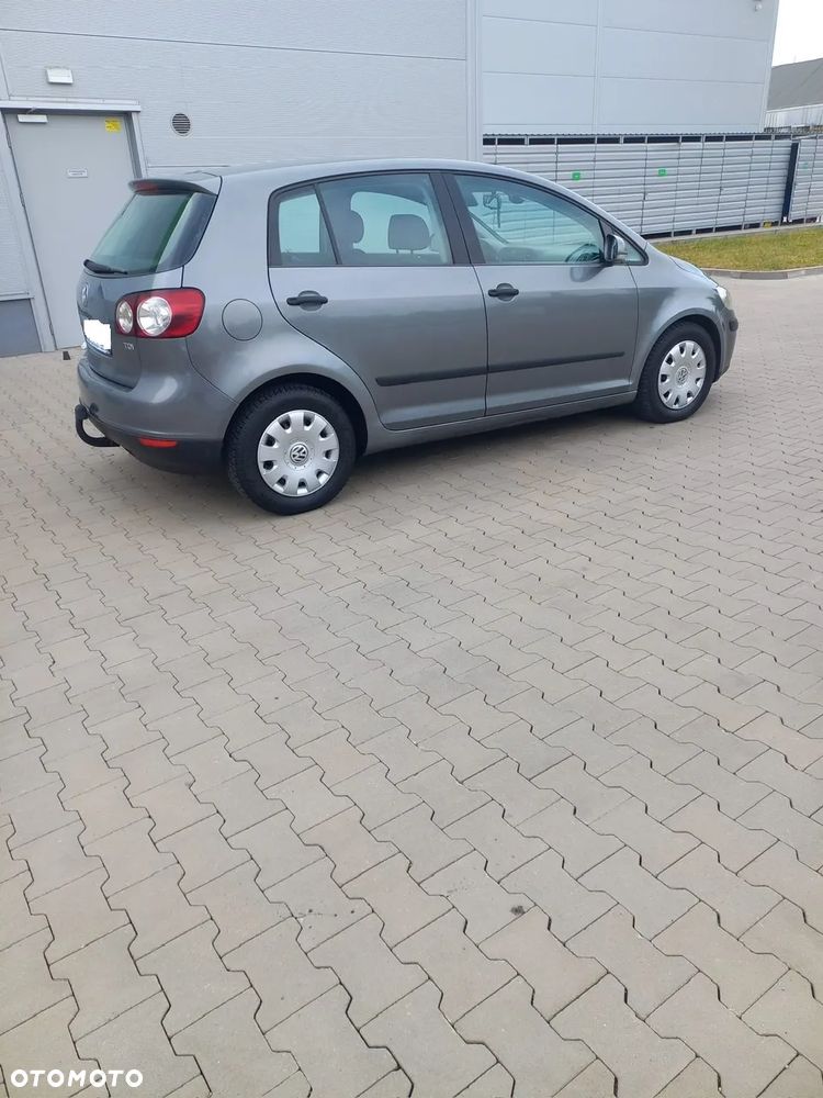 Volkswagen Golf Plus - 12