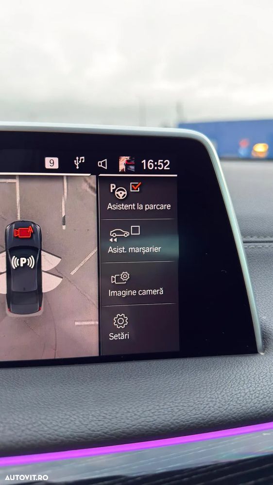 BMW Seria 7 730d xDrive MHEV - 31