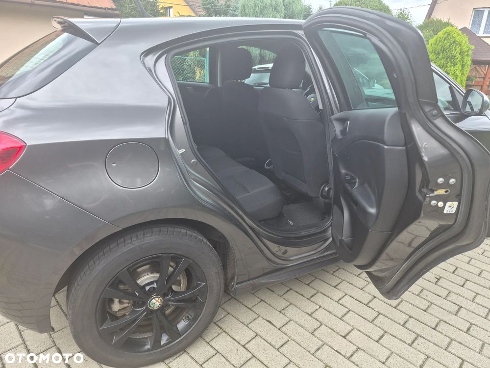 Alfa Romeo Giulietta - 8
