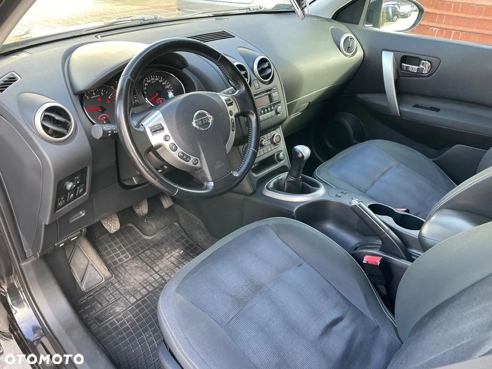 Nissan Qashqai - 8