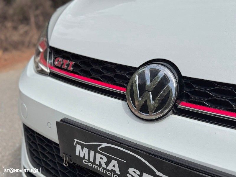 VW Golf 2.0 TSI GTI DSG Performance - 53