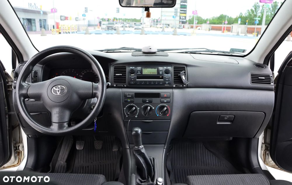 Toyota Corolla 1.6 VVT-i Terra Polaris - 17