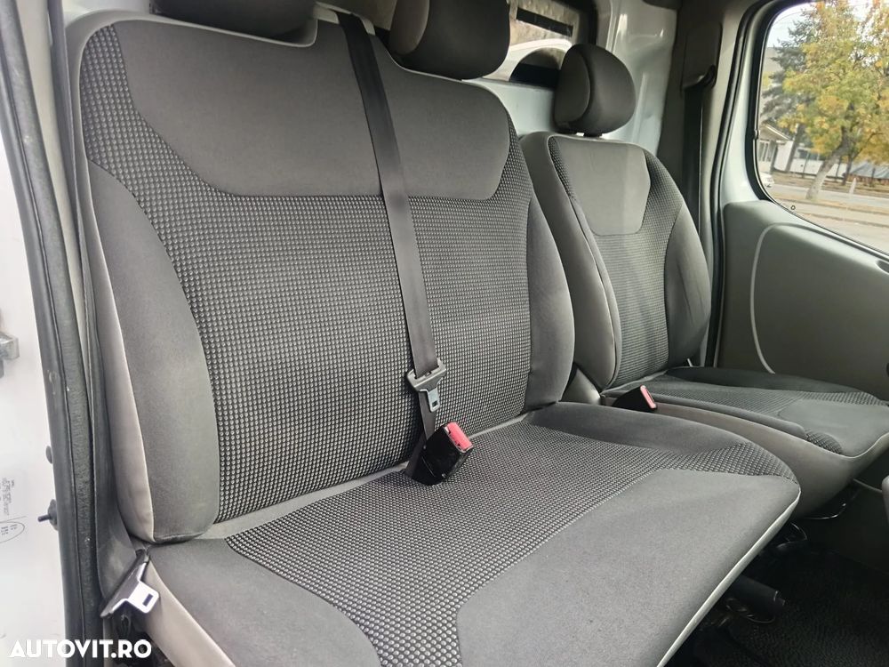 Opel Vivaro - 6