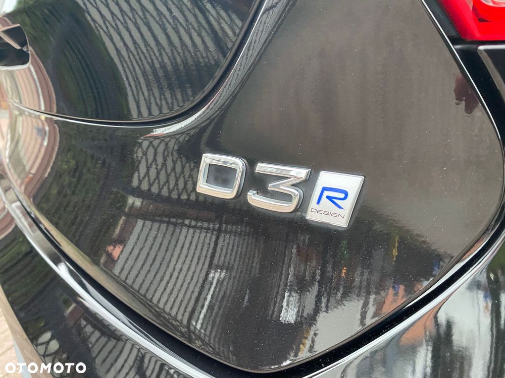 Volvo V40 D3 Geartronic RDesign - 8