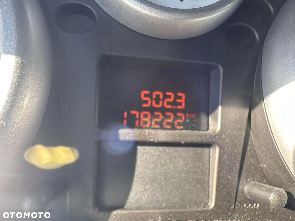 Peugeot 207 95 VTi Urban Move - 12