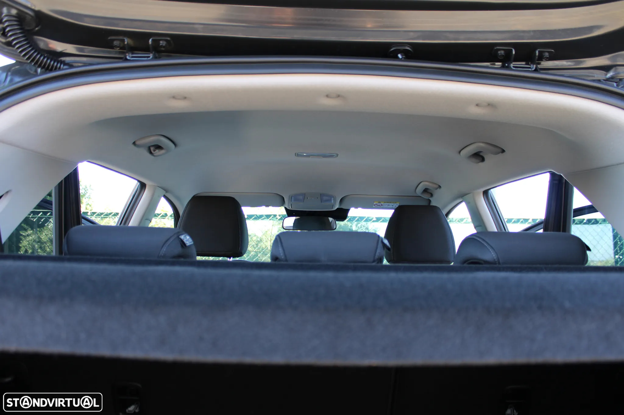Kia Stonic 1.0 T-GDI Drive - 48