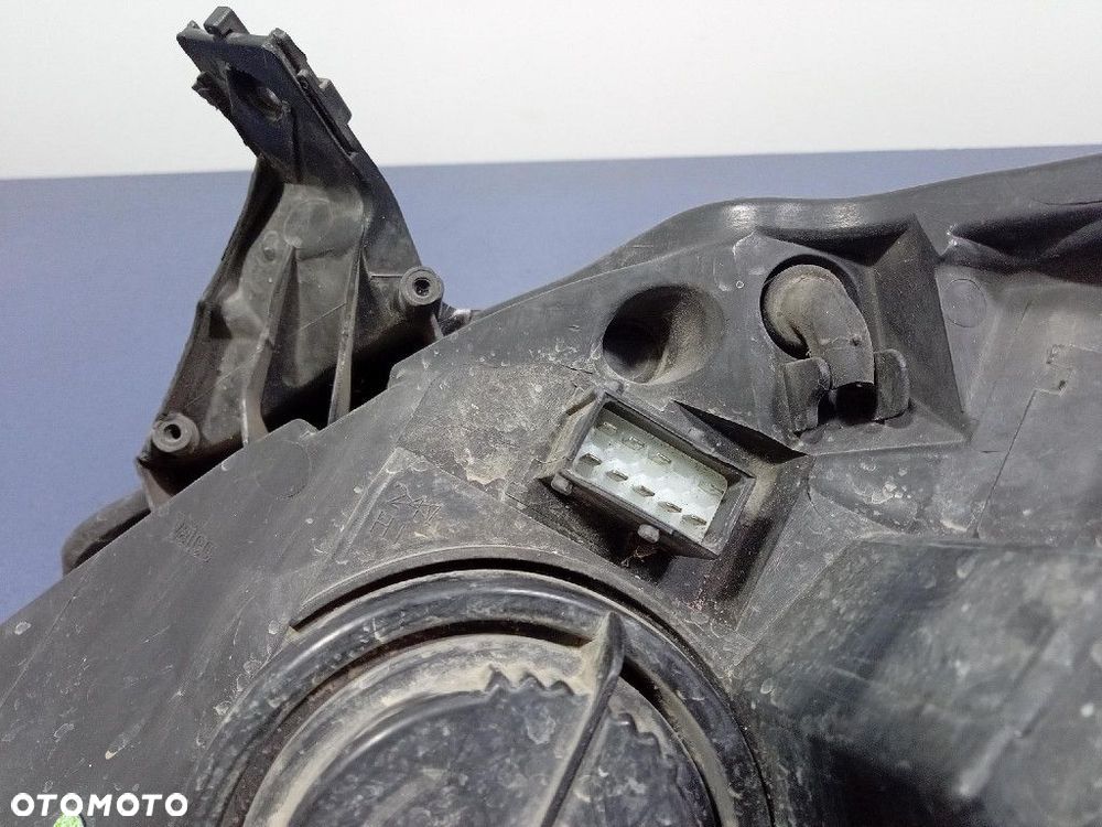 OPEL VECTRA C LIFT 05- REFLEKTOR PRAWY XENON LAMPA PRZÓD 13170925 - 4