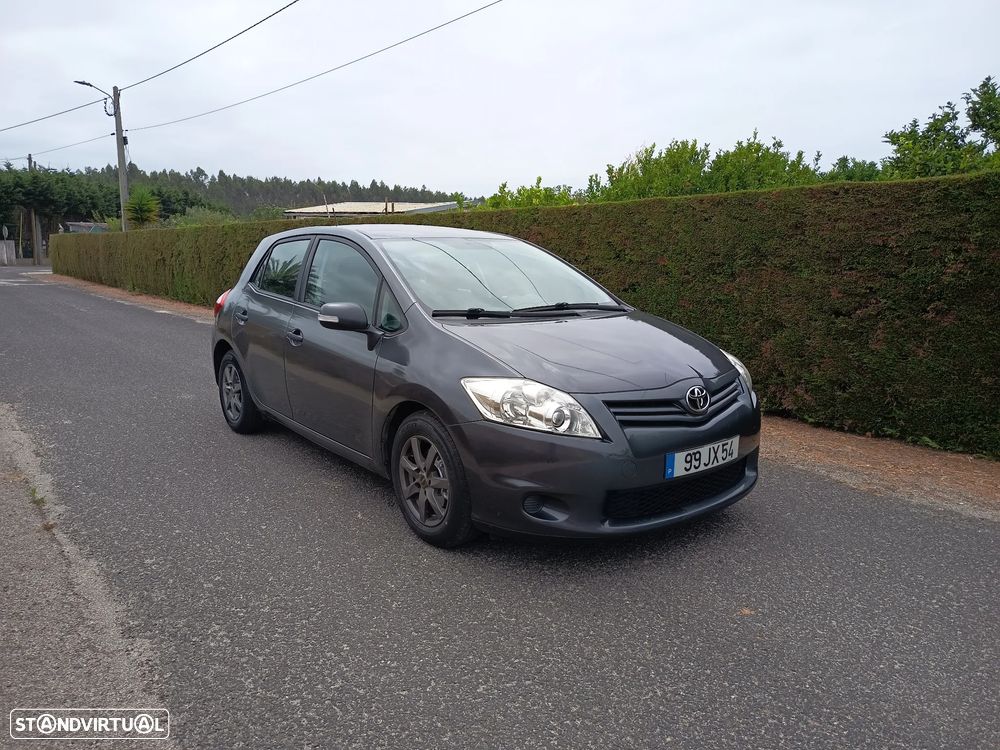 Toyota Auris 1.4 D-4D Comfort - 9