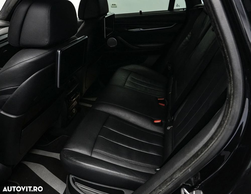 BMW X6 xDrive50i - 16