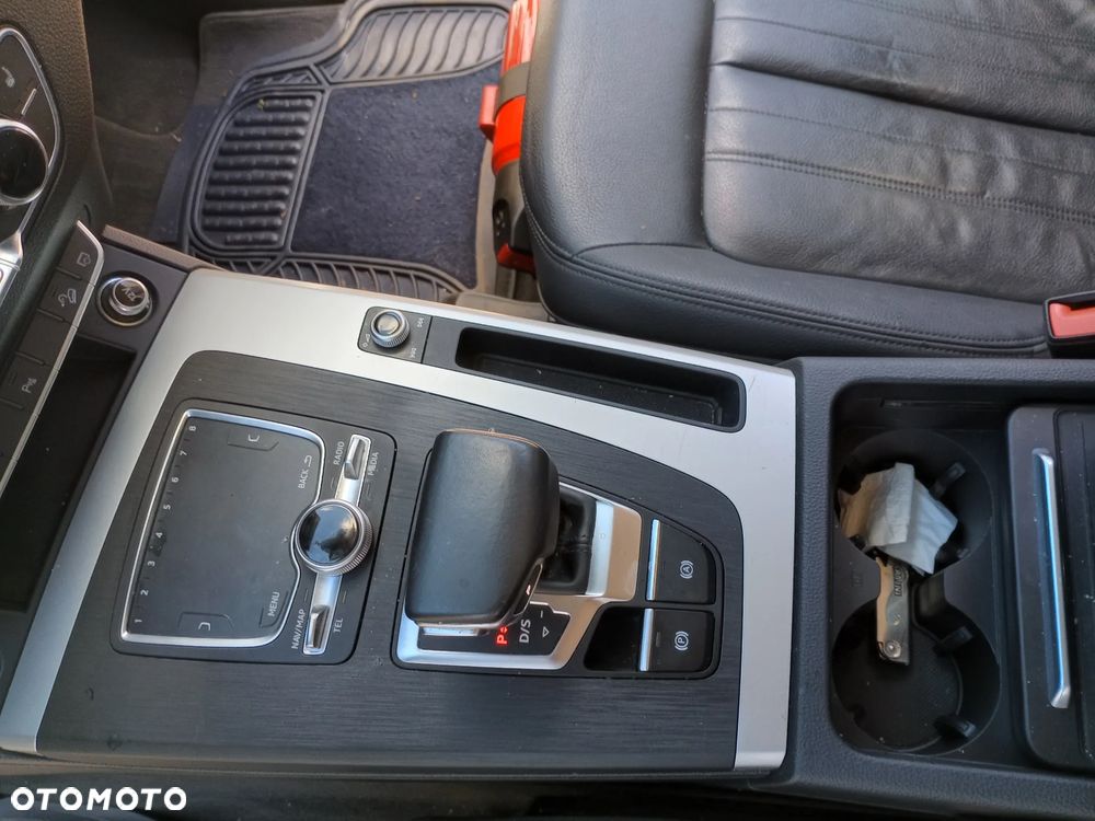 Audi Q5 35 TDI Quattro S tronic - 14