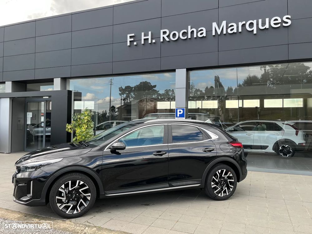 Kia XCeed 1.5 T-GDI Tech 7DCT - 3