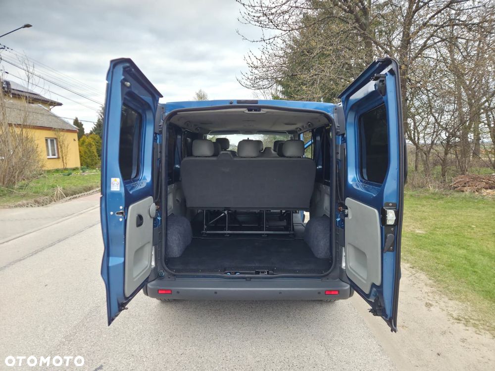 Renault Trafic Passenger Expression - 18