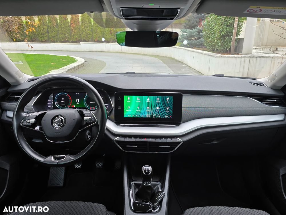 Skoda Octavia 2.0 TDI Premium Edition - 28