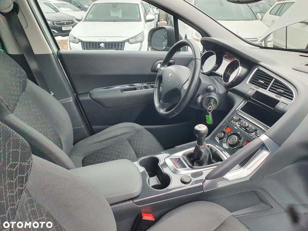 Peugeot 3008 120 VTi Active - 10