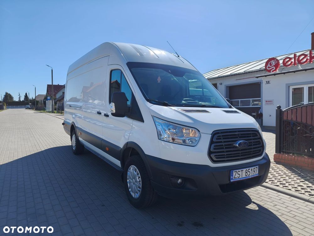 Ford Transit - 1