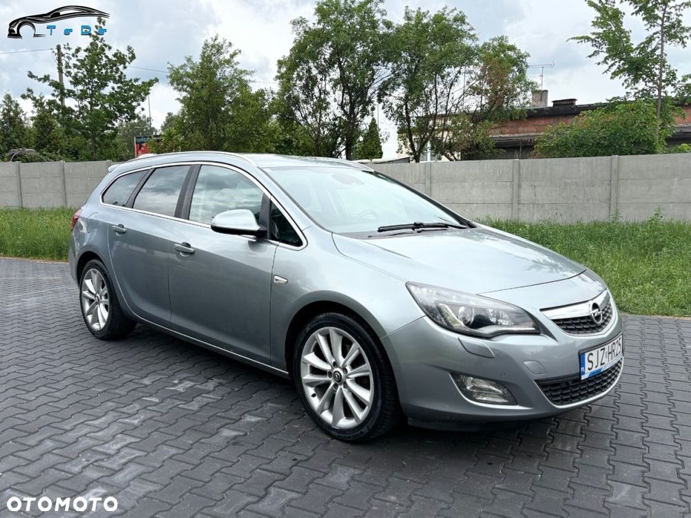 Opel Astra 2.0 CDTI Cosmo - 1