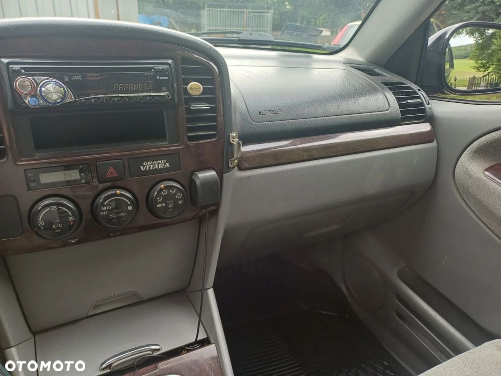 Suzuki Grand Vitara 2.0 HDi - 1