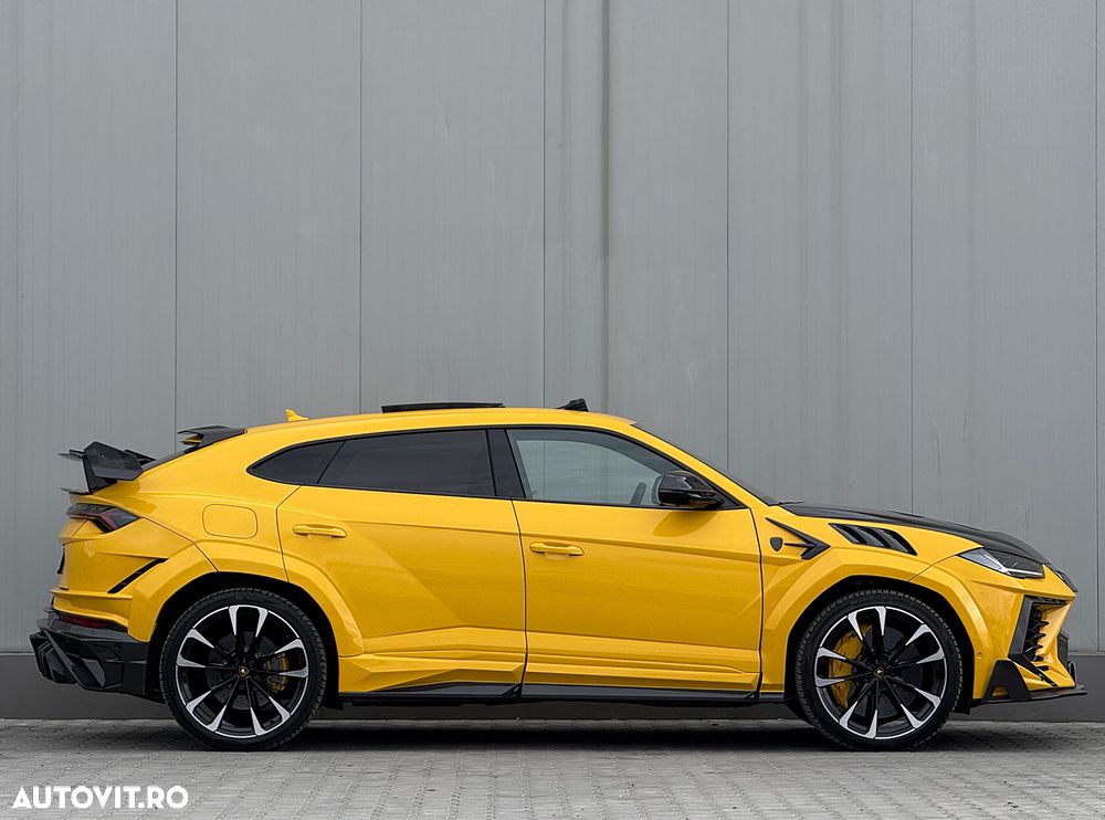 Lamborghini URUS - 10