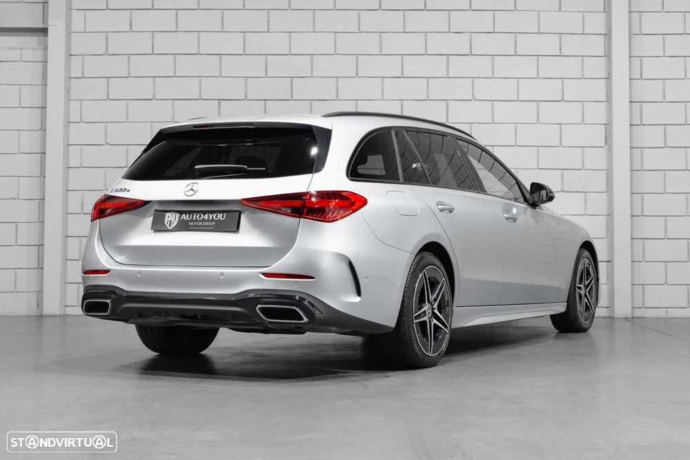 Mercedes-Benz C 300 e AMG Line - 4