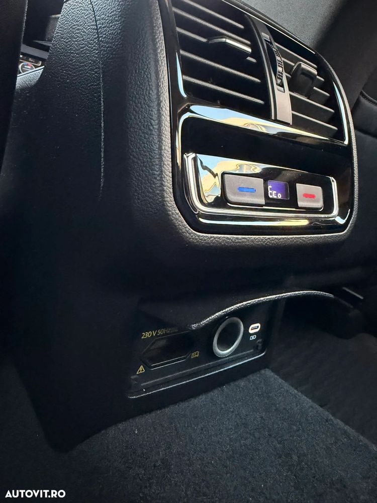 Volkswagen Passat - 15