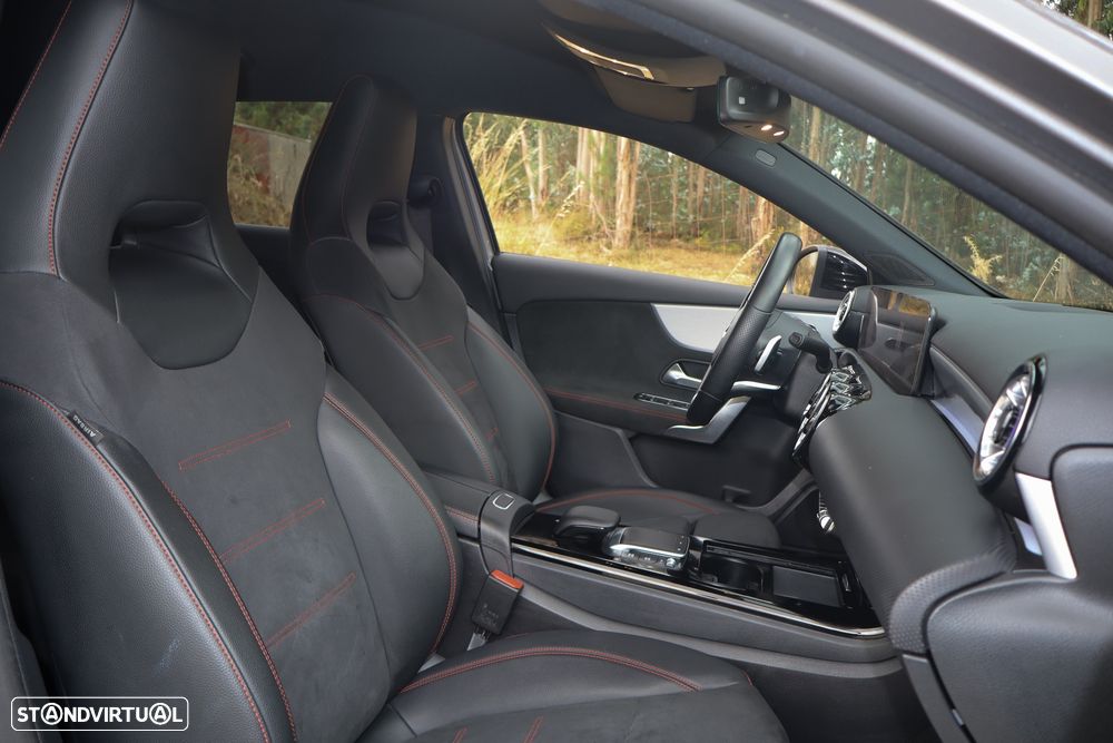 Mercedes-Benz A 250 e AMG Line - 14