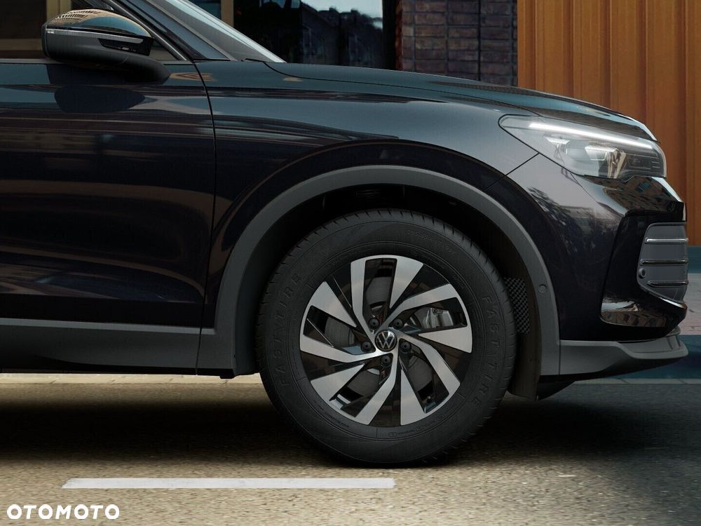 Volkswagen Tiguan - 8