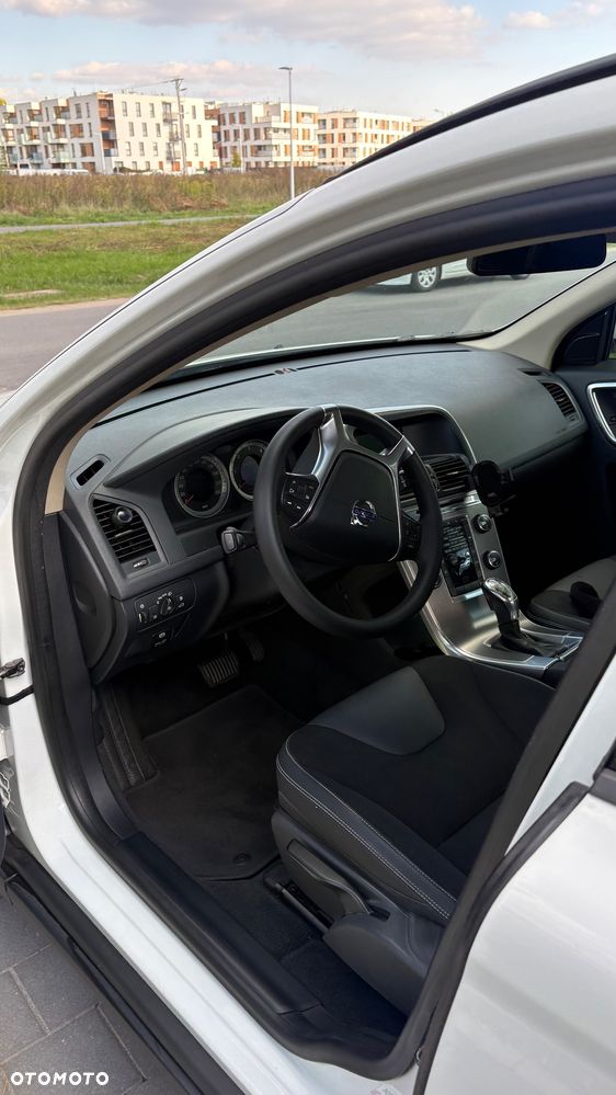 Volvo XC 60 2.4D AWD - 16