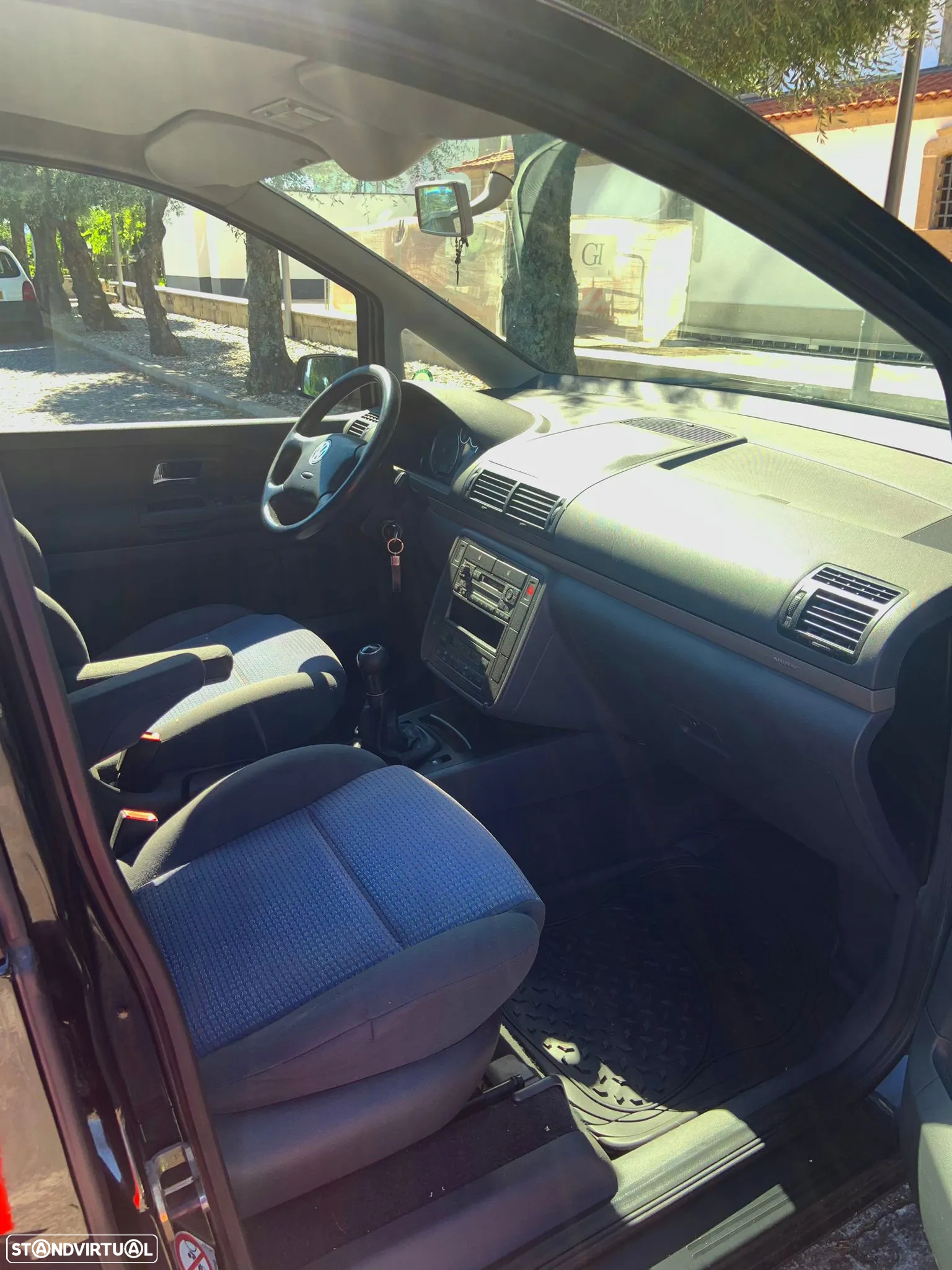 VW Sharan 1.9 TDi Confortline - 12