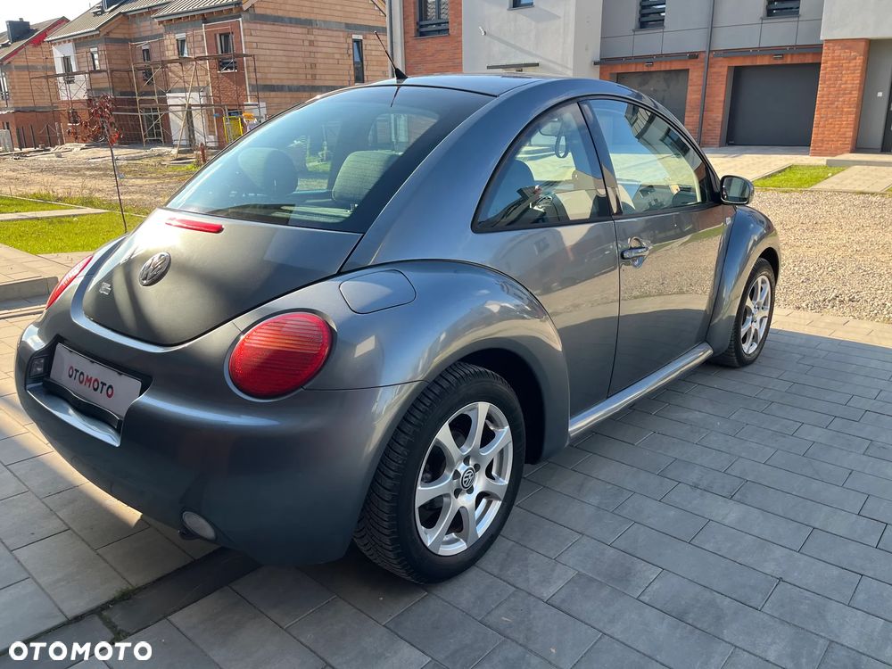 Volkswagen New Beetle 1.4 - 9