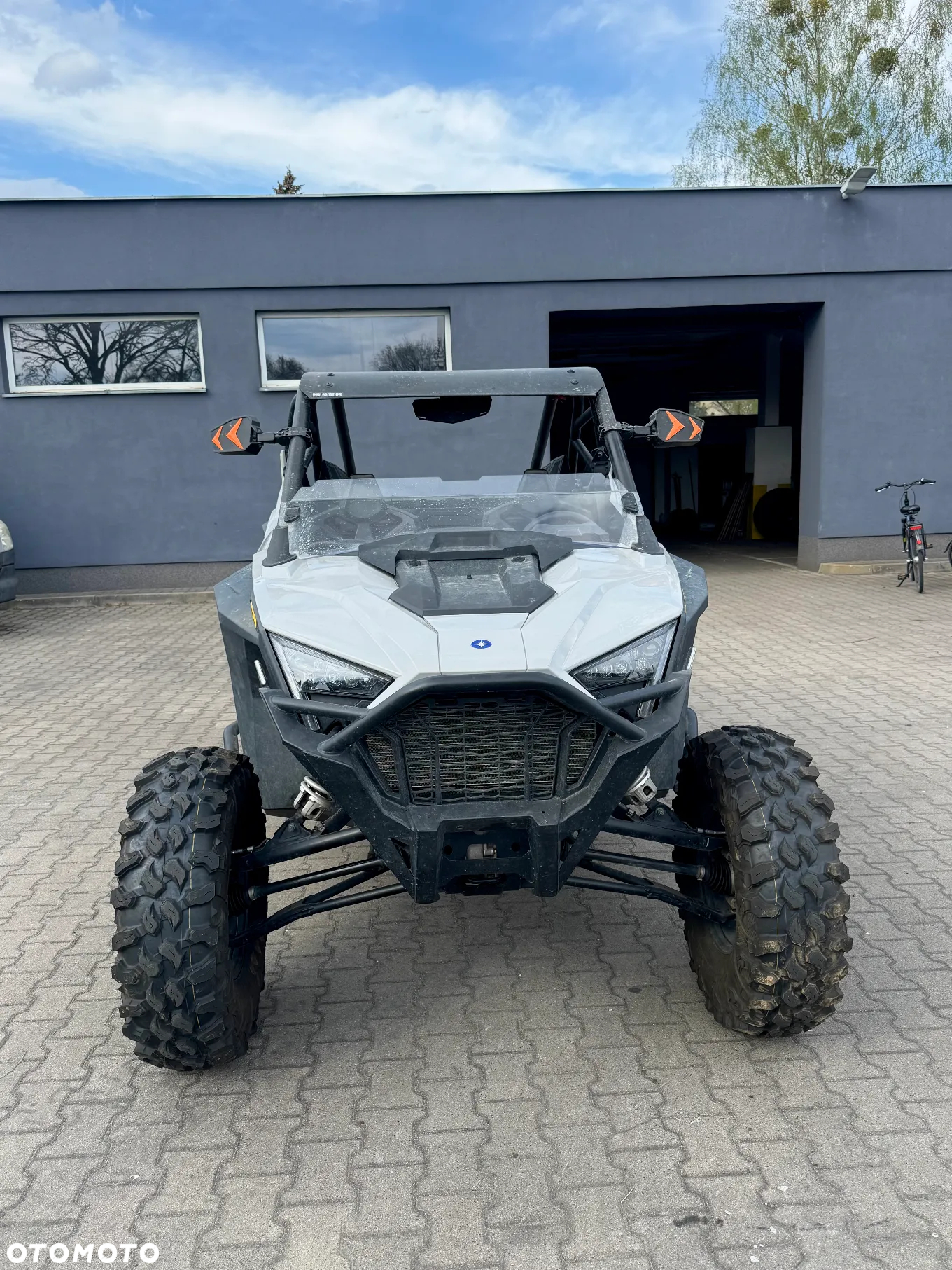 Polaris RZR