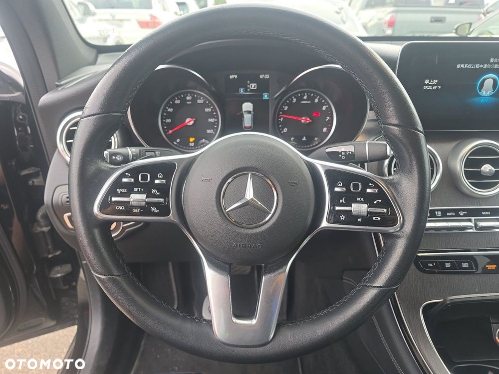 Mercedes-Benz GLC 300 4-Matic - 9