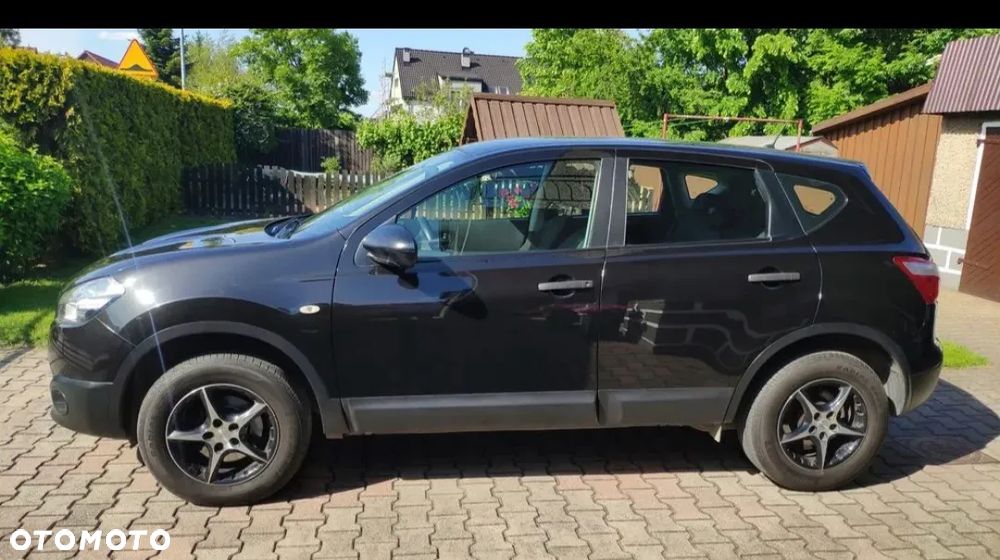 Nissan Qashqai - 2