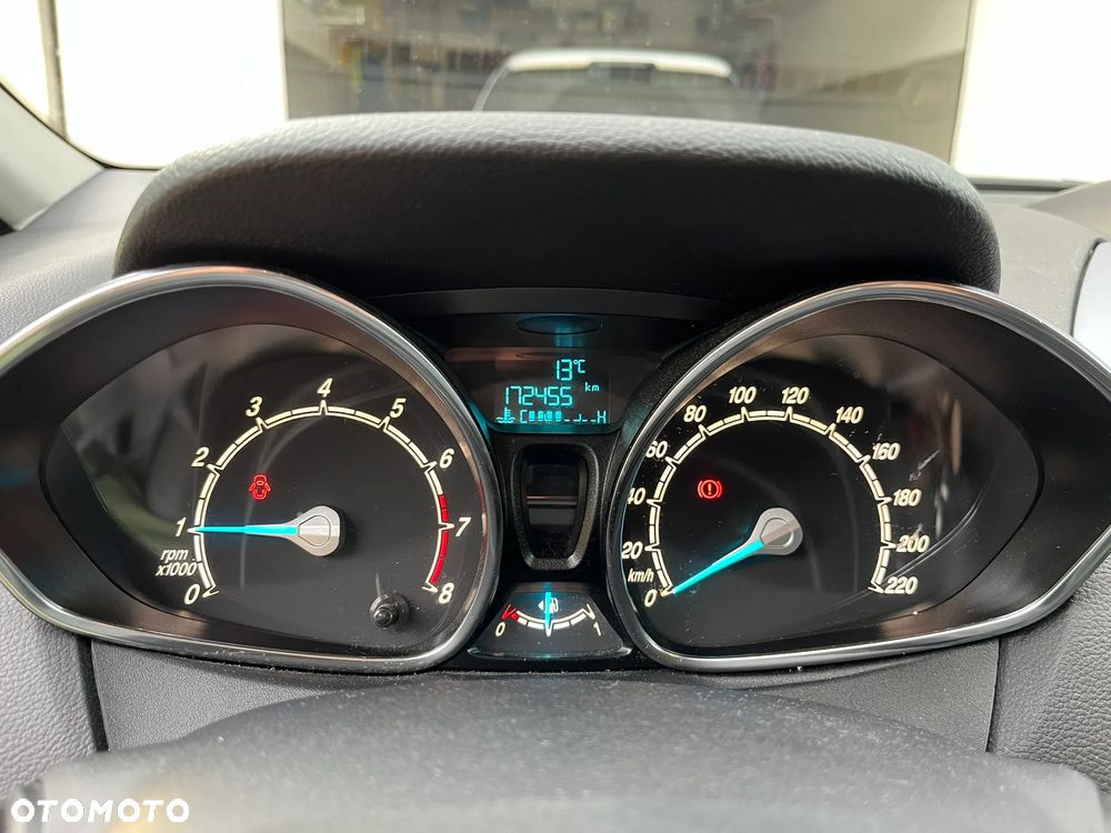 Ford B-MAX - 11