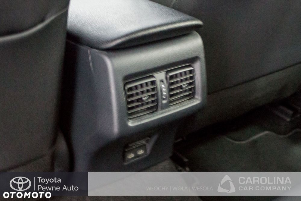 Toyota Camry 2.5 Hybrid Comfort CVT - 12