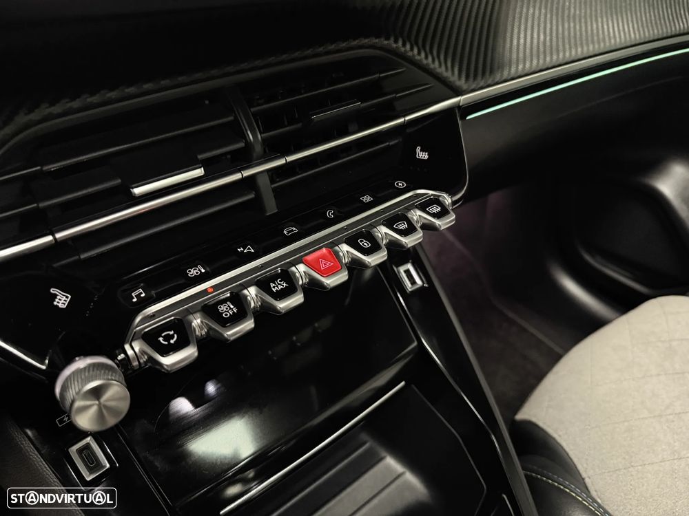 Peugeot e-208 50 kWh GT - 18