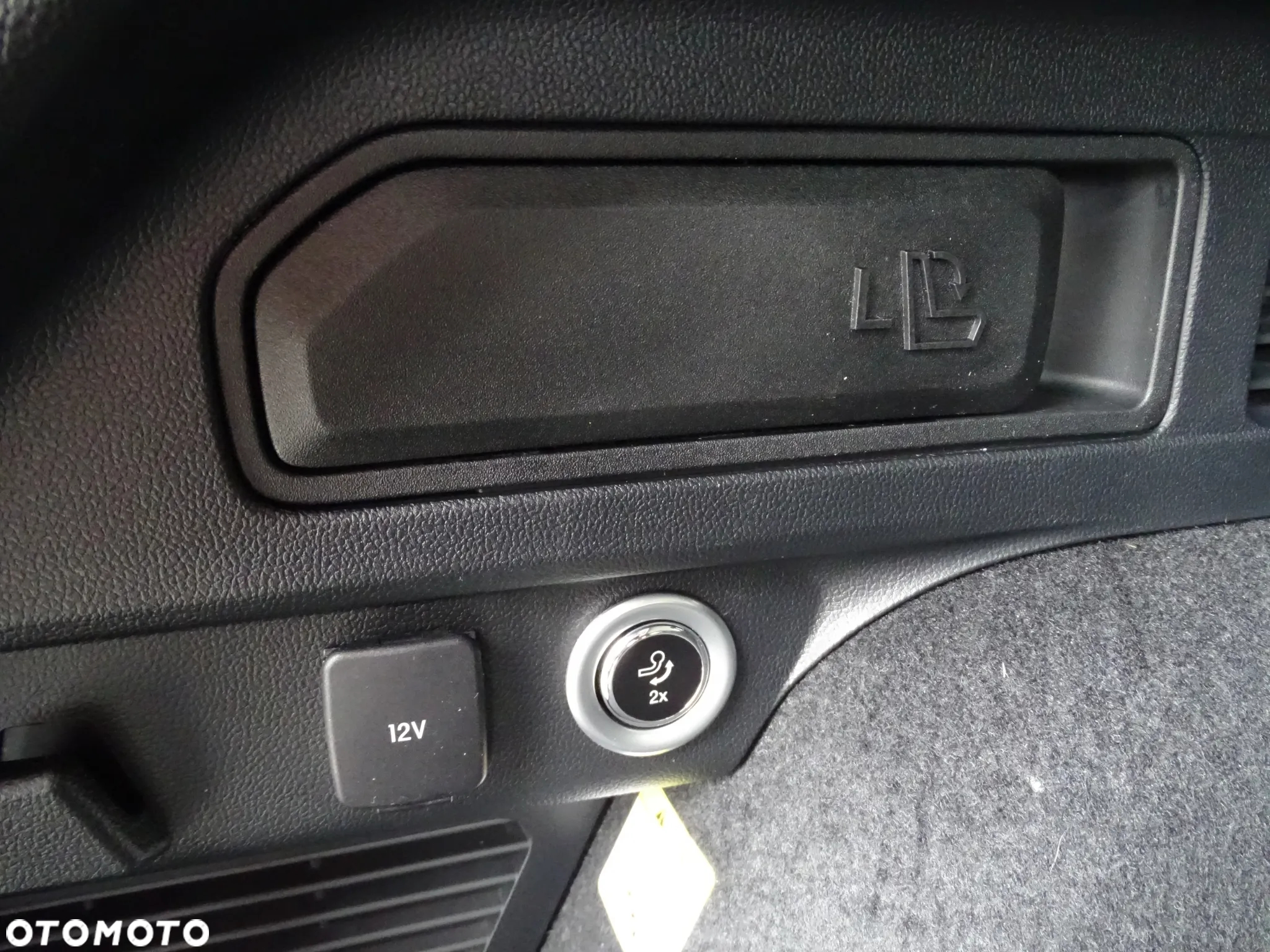 Ford Kuga 1.5 EcoBoost FWD Edition ASS MMT6 - 11