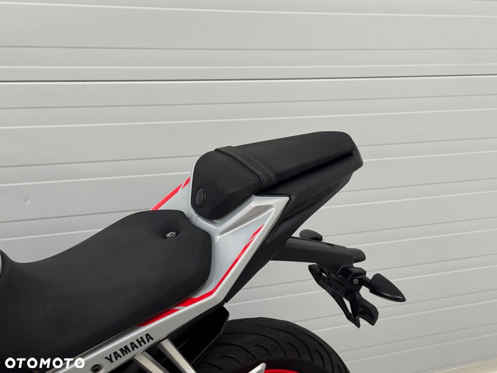 Yamaha MT - 19