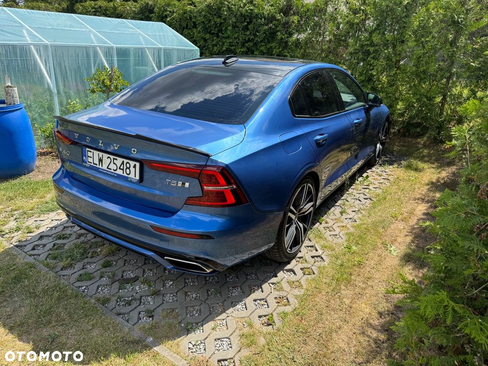Volvo S60 T5 AWD R-Design - 2