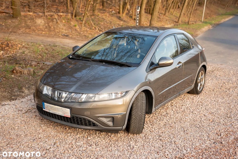 Honda Civic 1.8 Comfort - 4