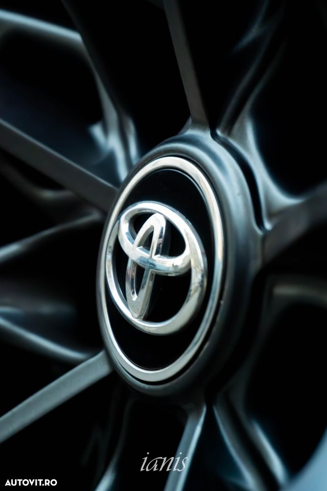 Toyota Supra 3.0 8AT Performance - 11