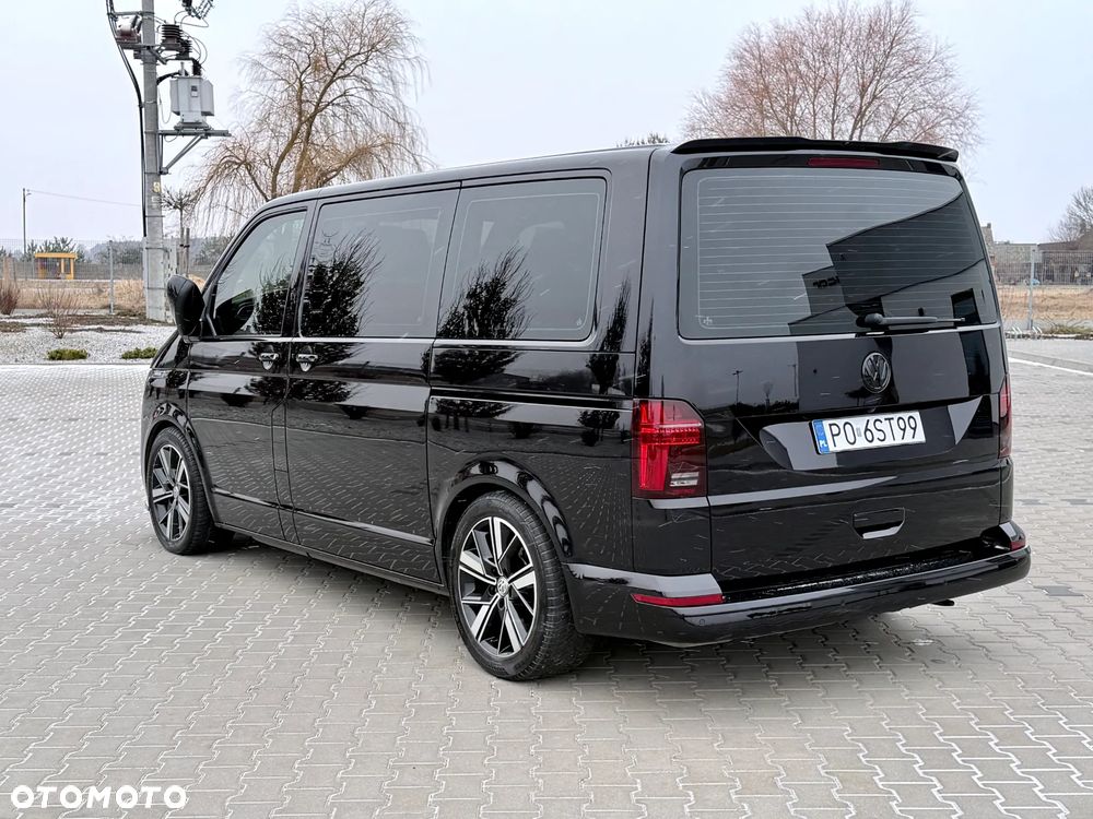 Volkswagen Multivan - 10
