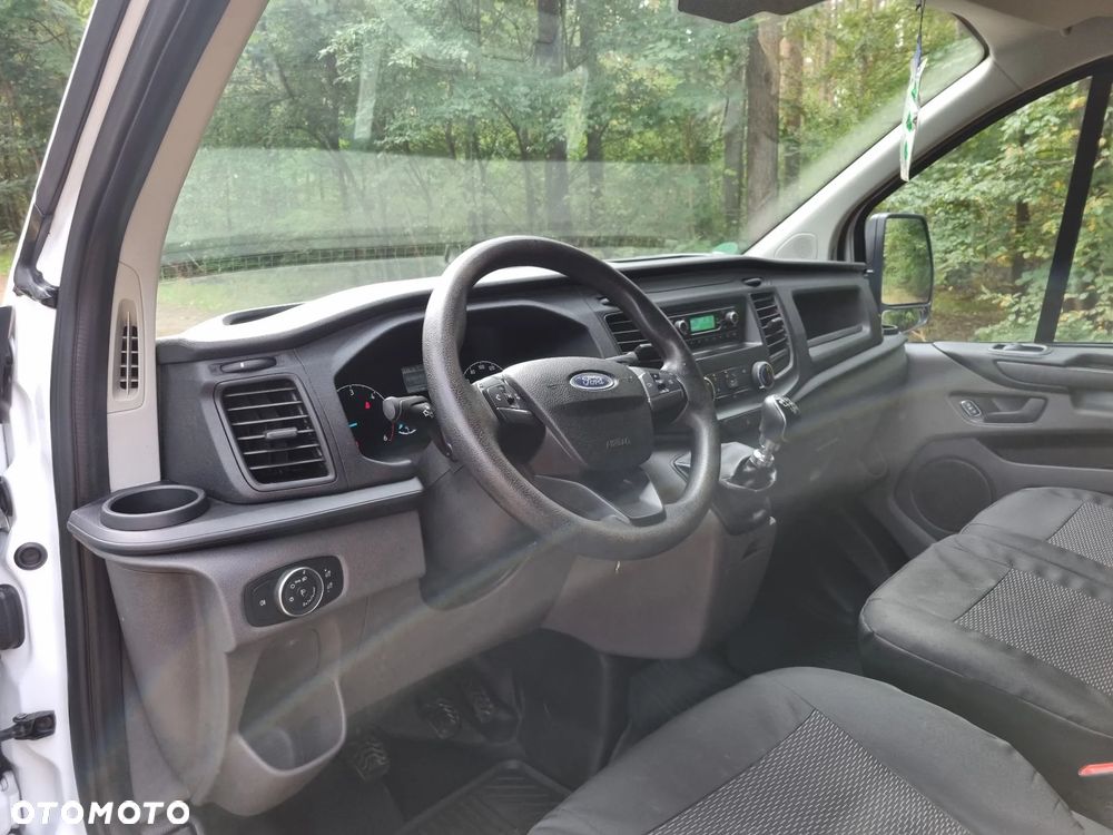 Ford Transit Custom - 13