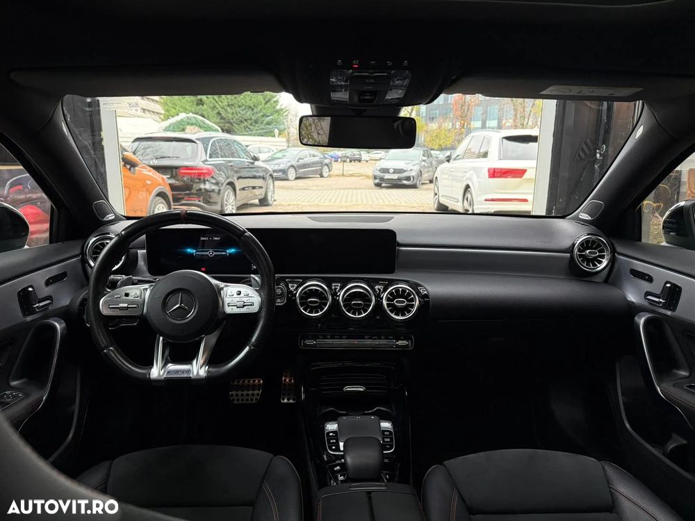 Mercedes-Benz A AMG 35 4MATIC+ Aut. - 14
