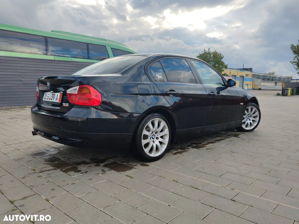BMW Seria 3 318d - 2